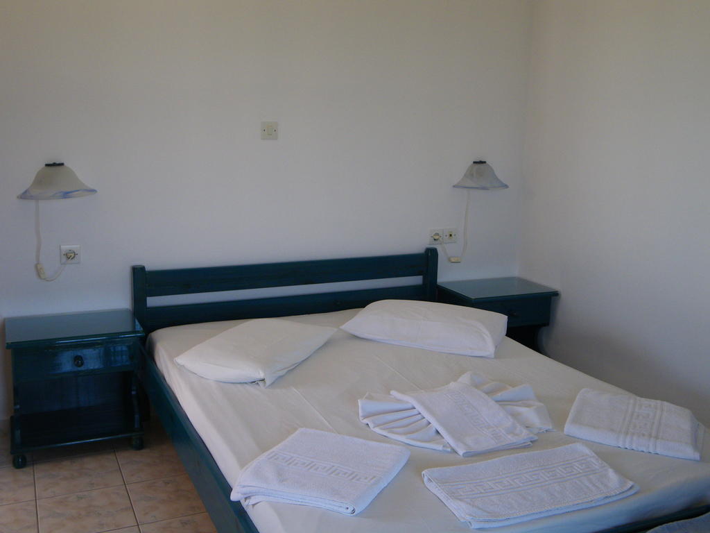 Kalimera Studios Pollonia Kamer foto